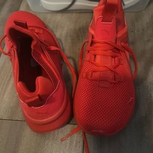 Puma nice RED!!!